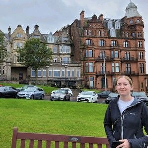 Meet your Posher, Melanie